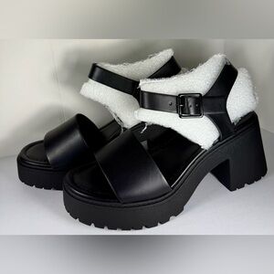 Soda Black Platform Block Heel Sandals Women’s Size 7 NWOT